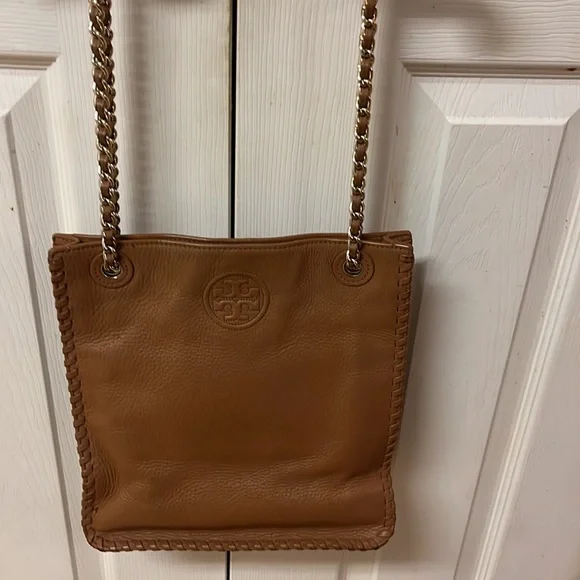 Tory Burch Cognac Brown Shoulder or Crossbody Bag Gold Chain and Leather Handle - Picture 3 of 7